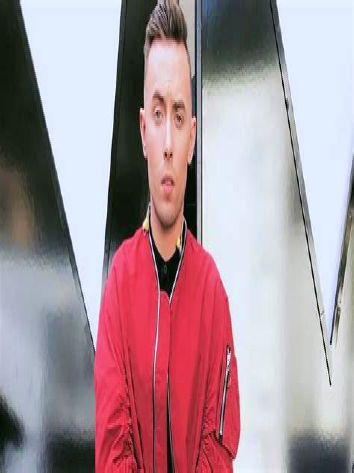 HTML